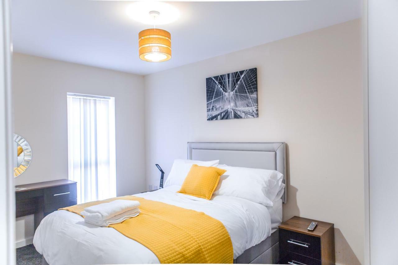 Salford Holiday Apartment 曼彻斯特 外观 照片