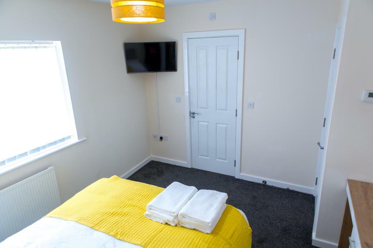 Salford Holiday Apartment 曼彻斯特 外观 照片