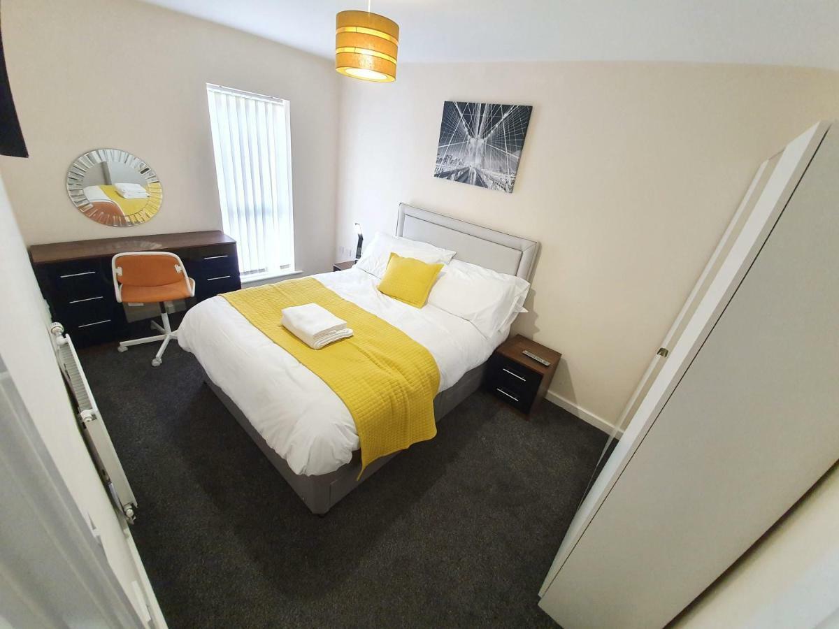 Salford Holiday Apartment 曼彻斯特 外观 照片