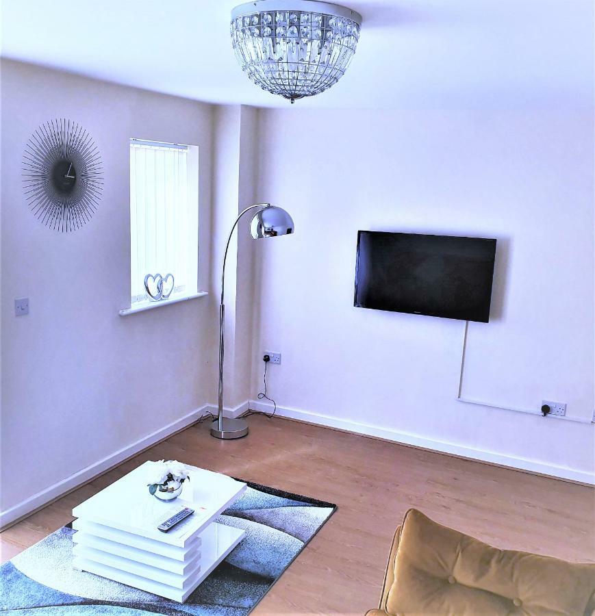 Salford Holiday Apartment 曼彻斯特 外观 照片